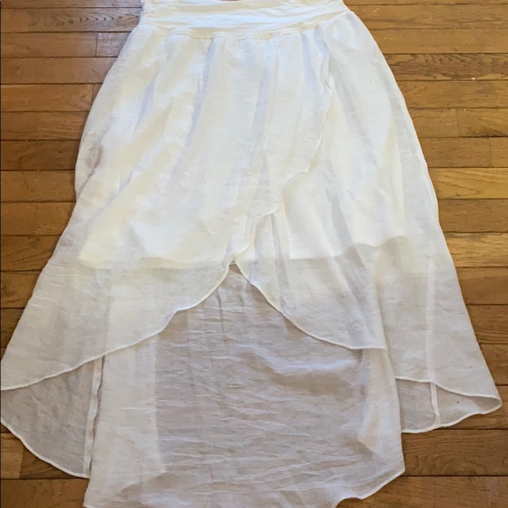 Cute skirt.